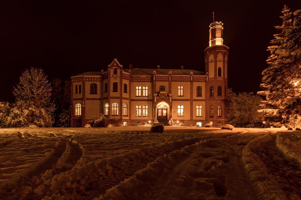 Schloss Gamehl Hotel Benz (Nordwestmecklenburg)